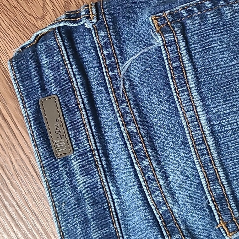 Kut From The Kloth Kick Flare Capri Dark Blue Jean Stretch Womens Size 10 - Picture 10 of 14